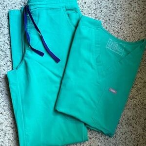 Figs Surgical Green Scrub set, small/tall, $60